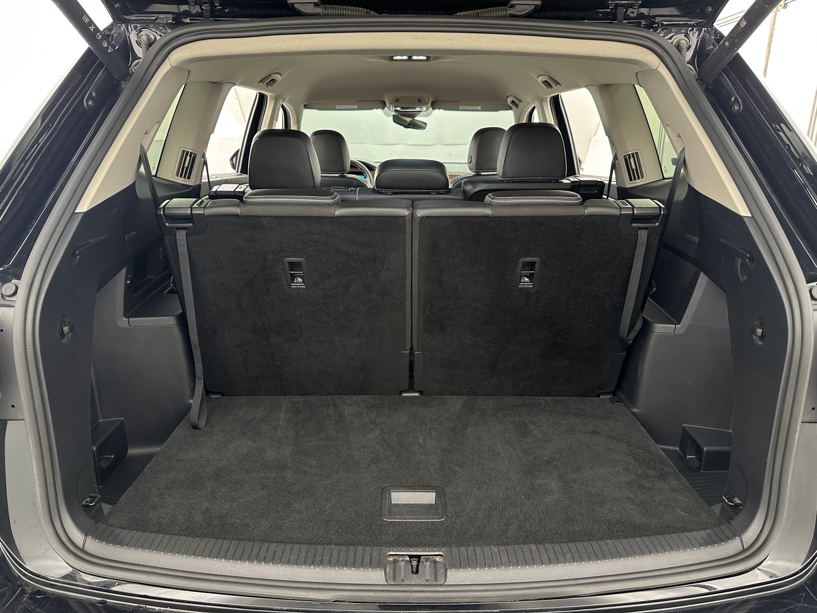 Thumbnail: 2025 Volkswagen Atlas - 6