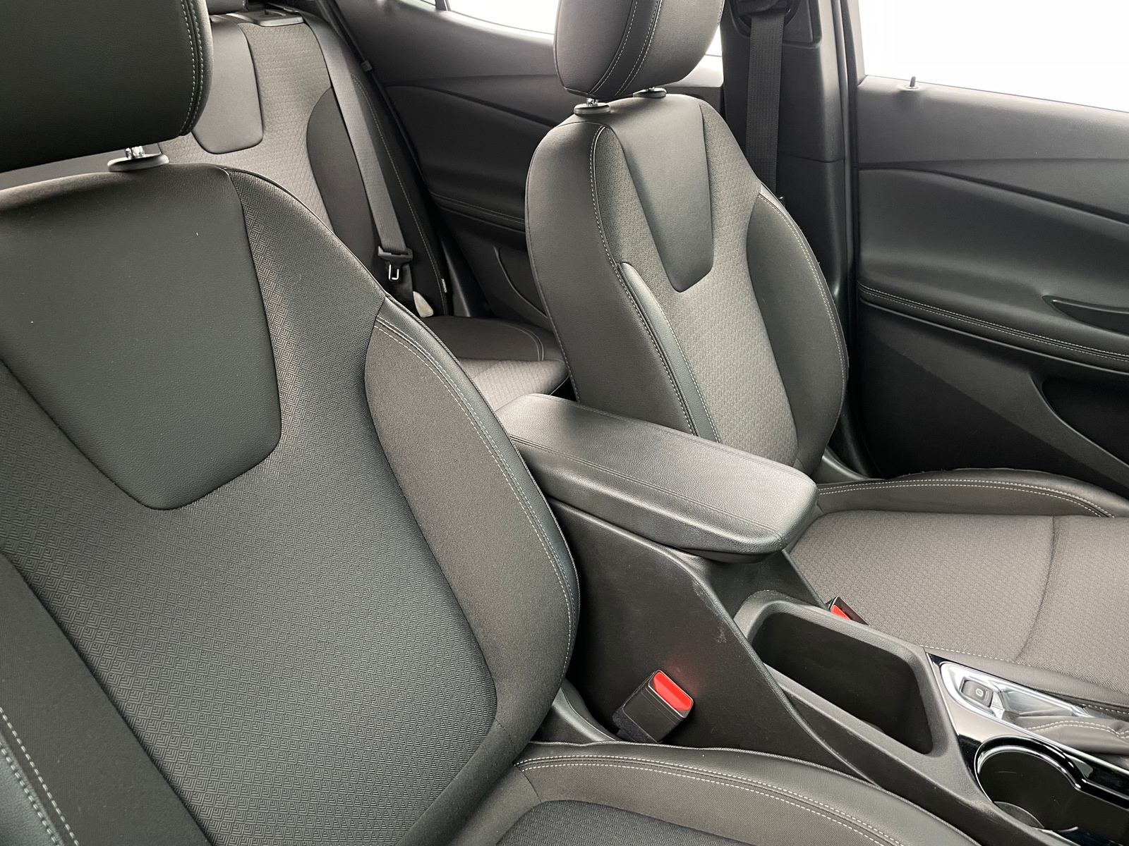 Thumbnail: 2025 Buick Encore GX - 2