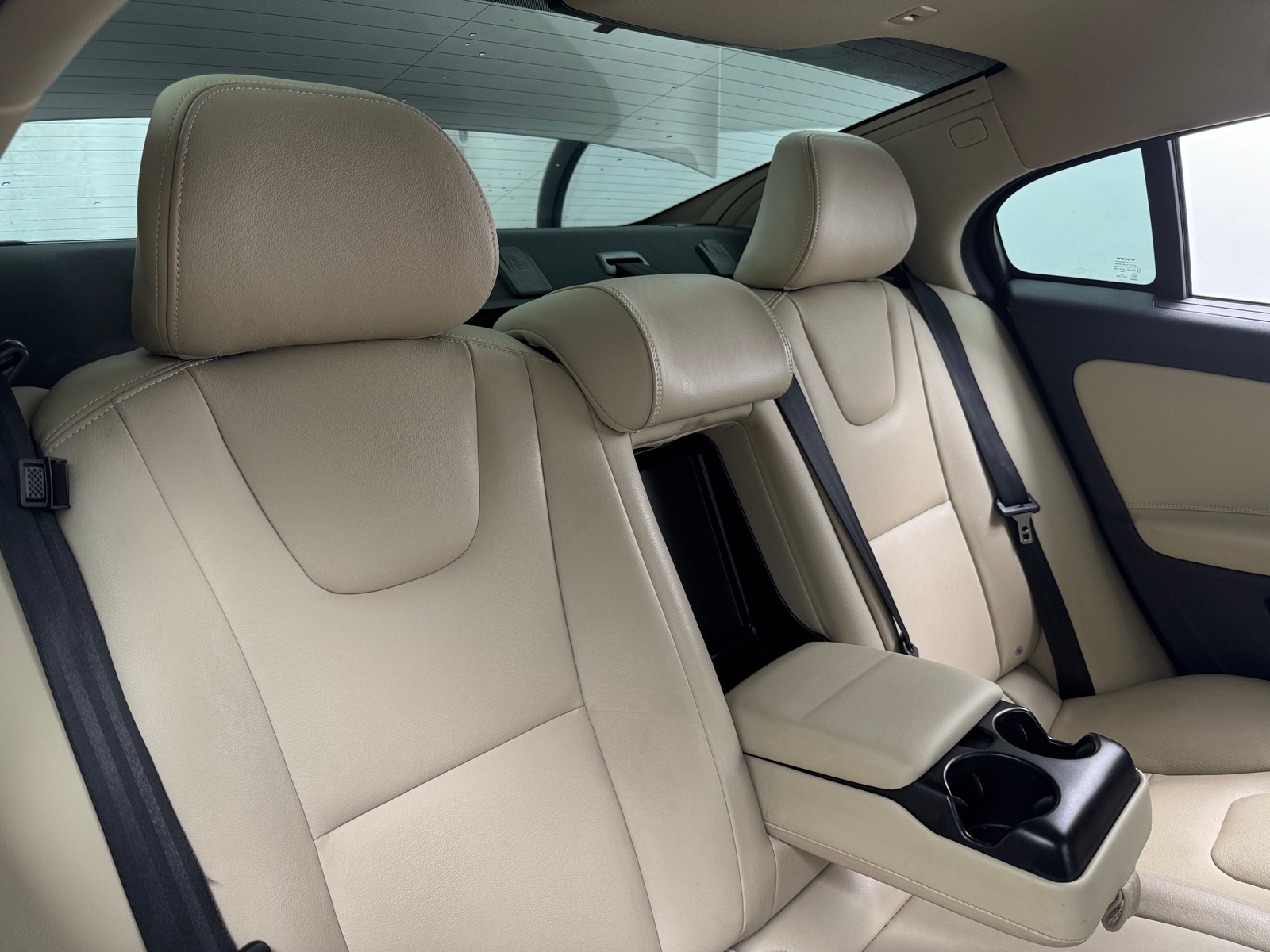 Thumbnail: 2018 Volvo S60 - 5