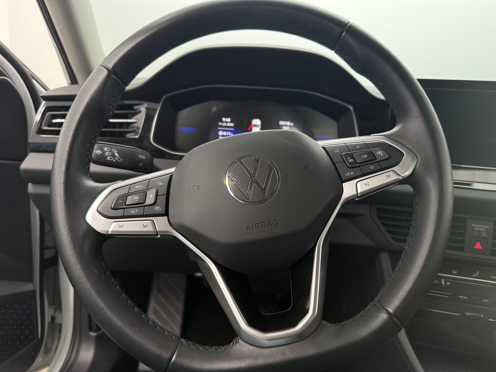 Thumbnail: 2025 Volkswagen Jetta - 5