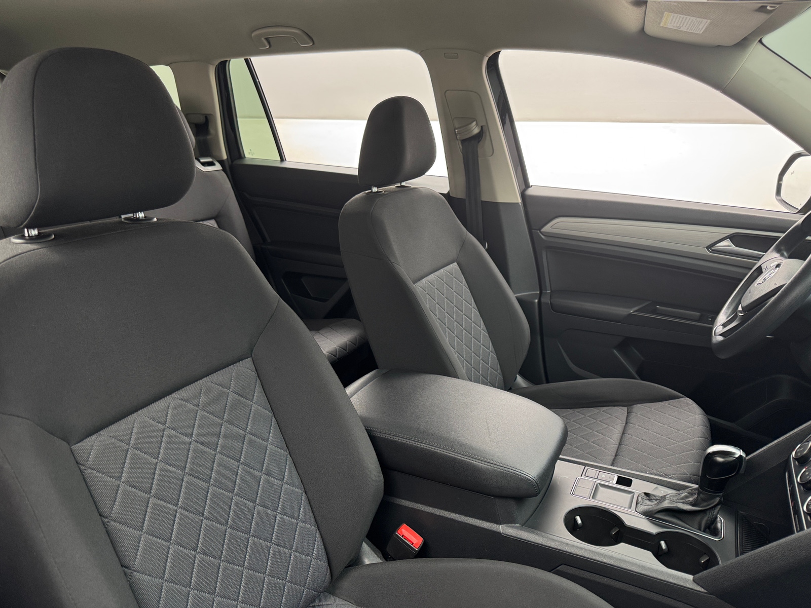 Thumbnail: 2020 Volkswagen Atlas - 2