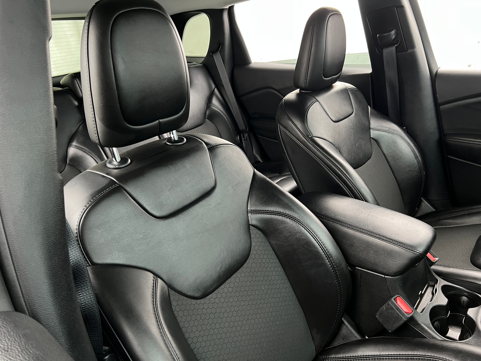 Thumbnail: 2021 Jeep Cherokee - 2