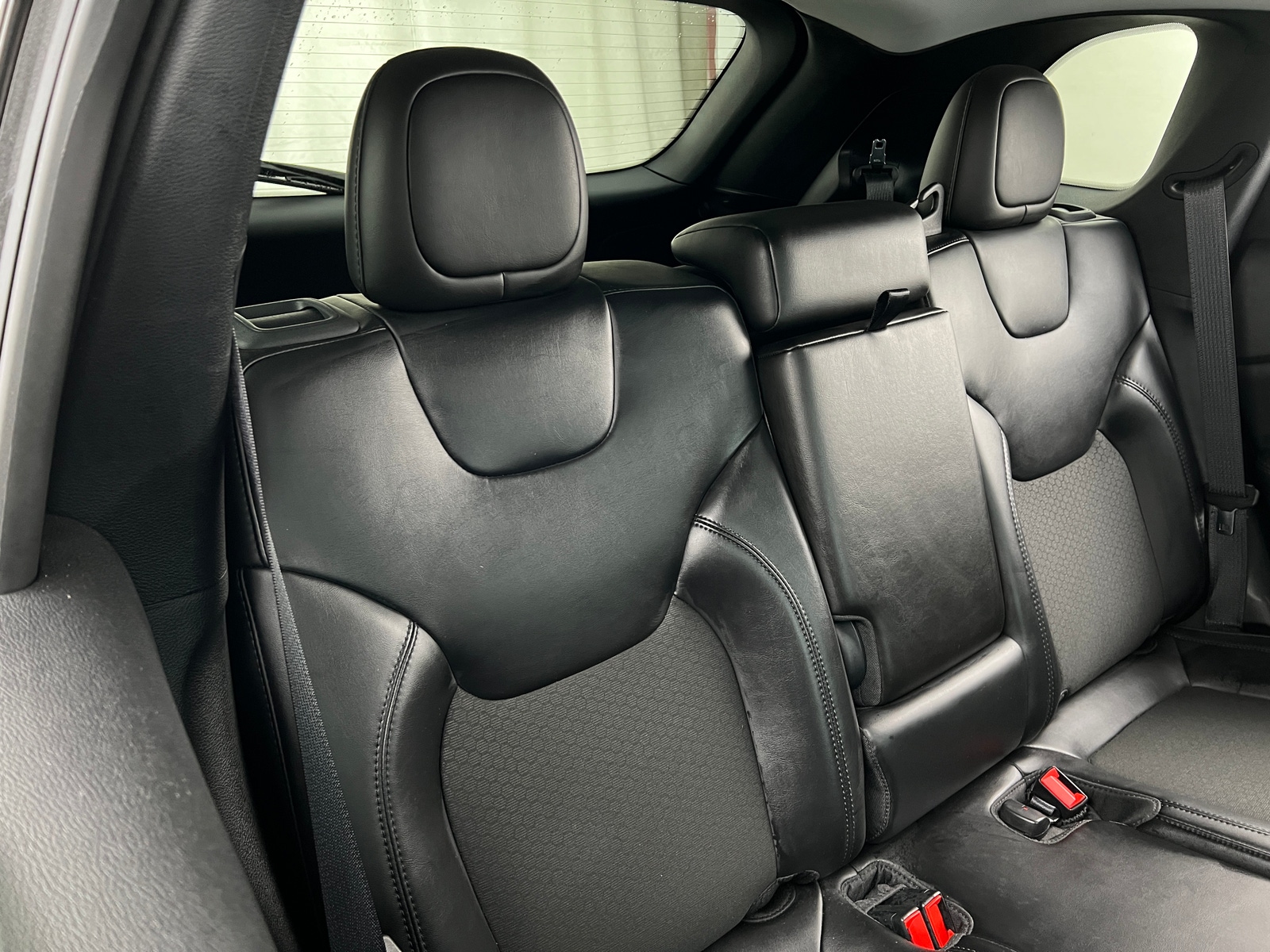 Thumbnail: 2021 Jeep Cherokee - 6