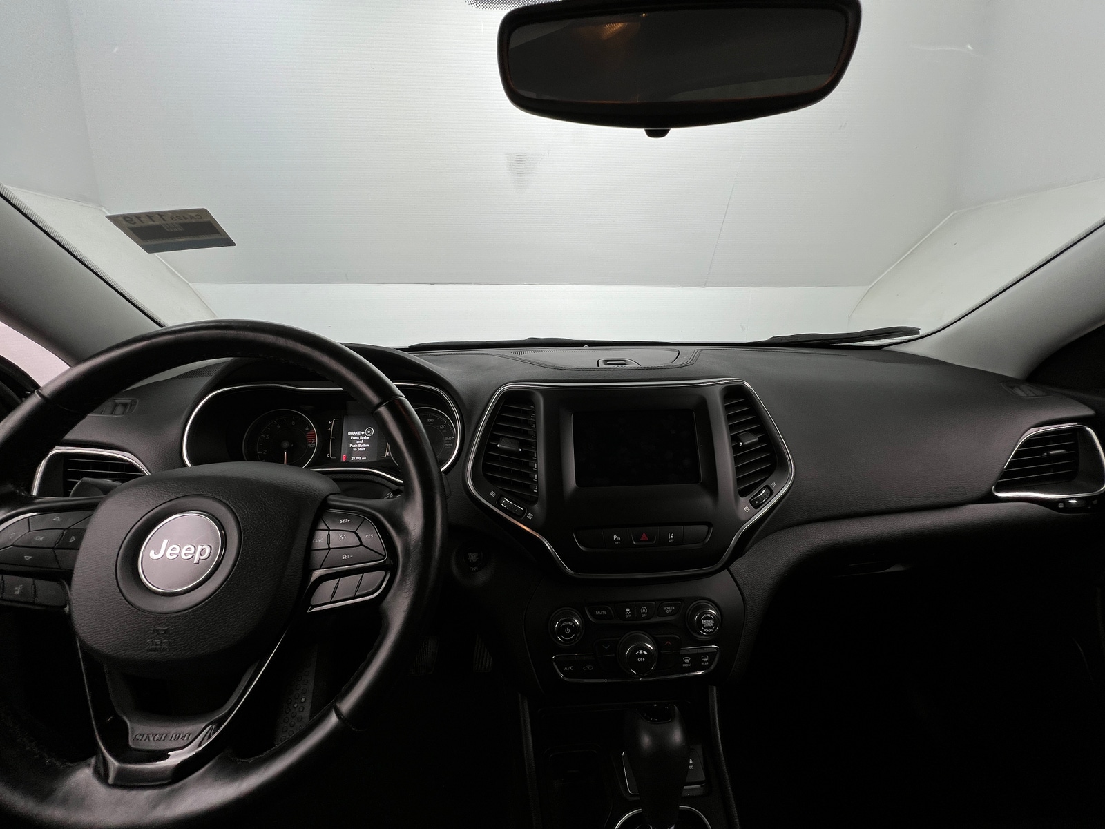 Thumbnail: 2021 Jeep Cherokee - 3