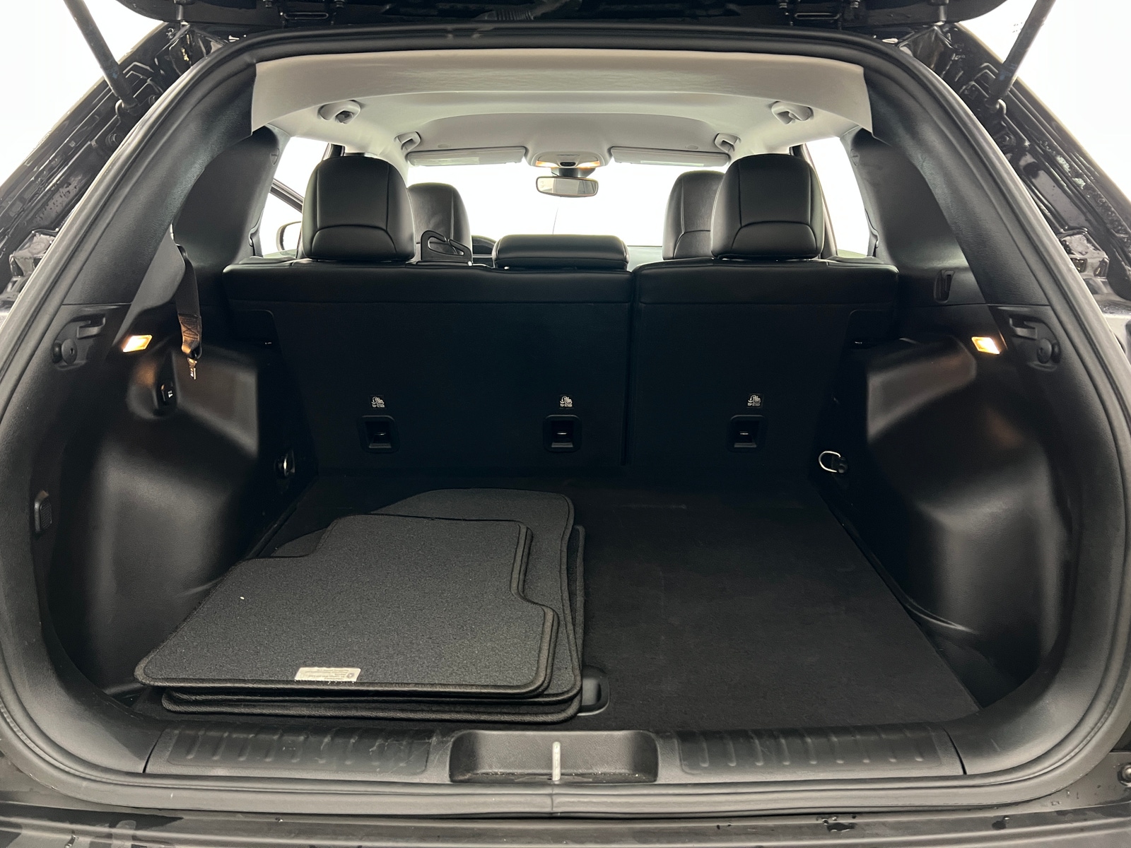 Thumbnail: 2021 Jeep Cherokee - 7