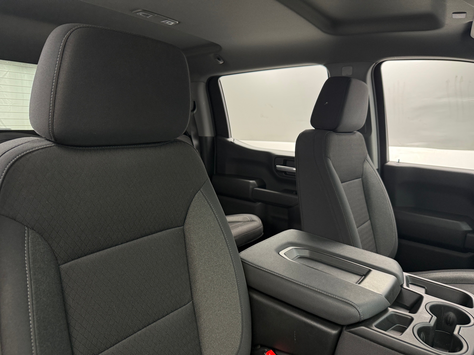 Thumbnail: 2025 Chevrolet Silverado 1500 - 2