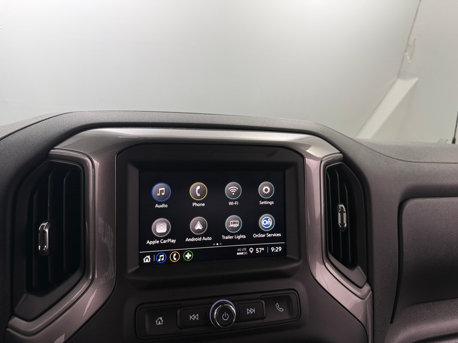 Thumbnail: 2025 Chevrolet Silverado 1500 - 4