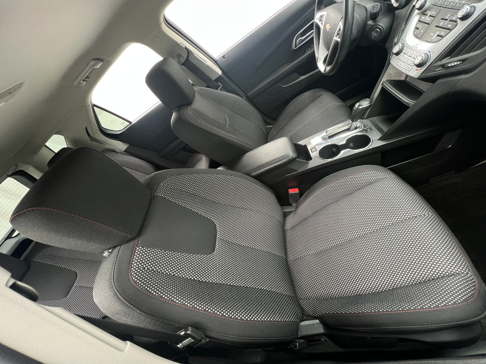 Thumbnail: 2017 Chevrolet Equinox - 2