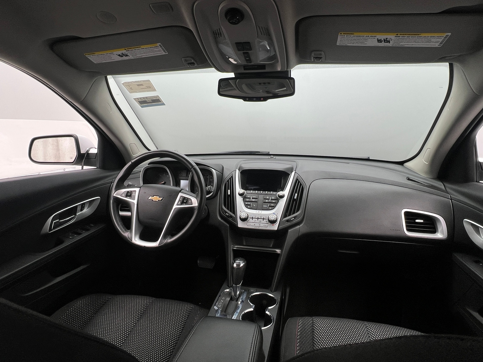 Thumbnail: 2017 Chevrolet Equinox - 3