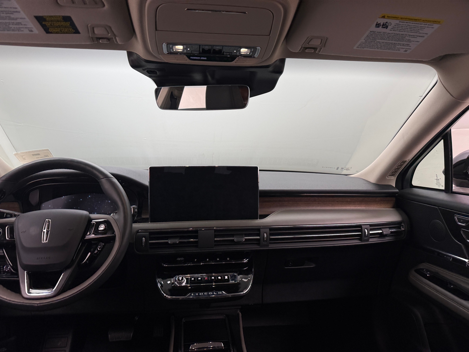 Thumbnail: 2024 Lincoln Corsair - 2