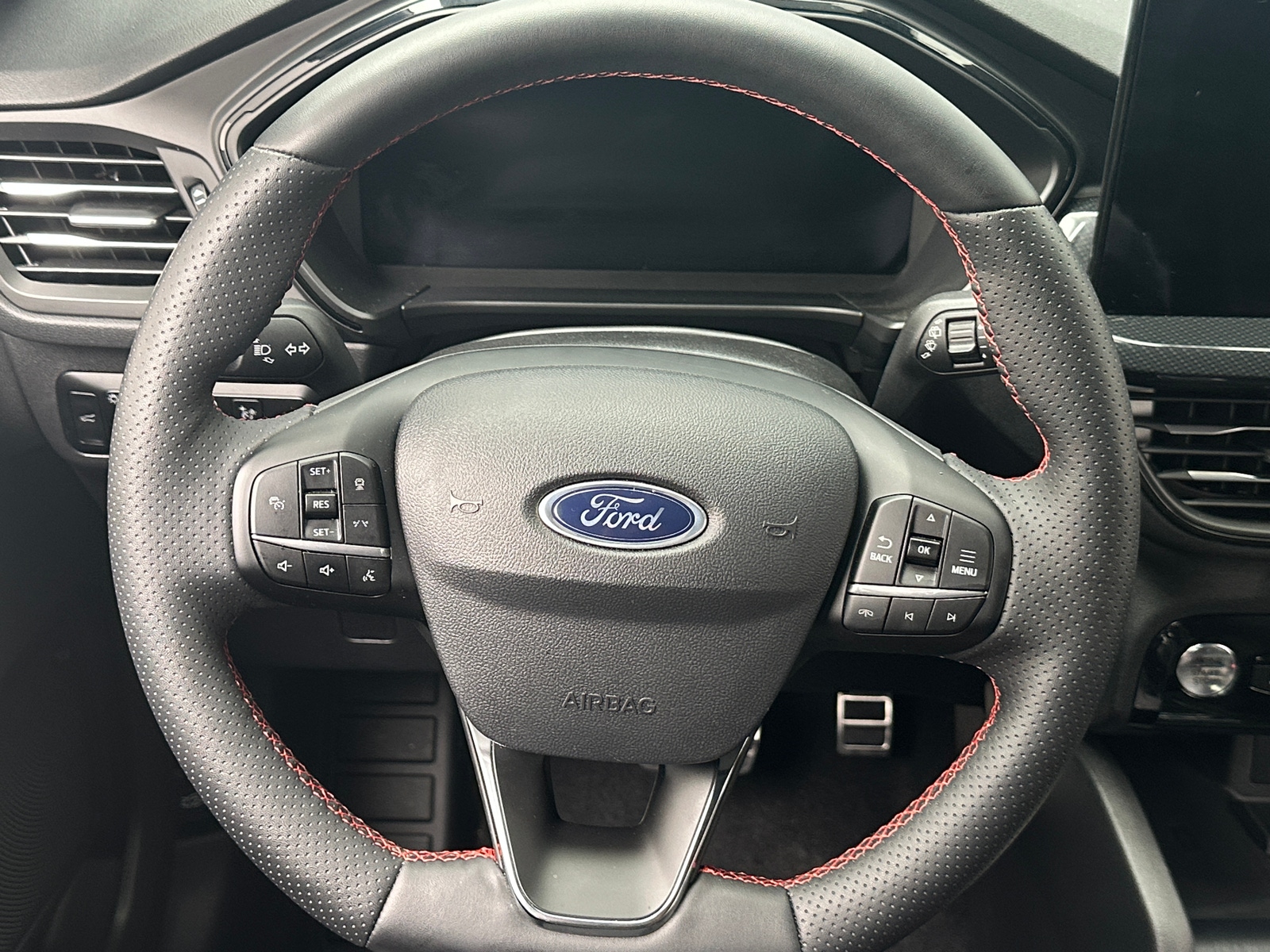 Thumbnail: 2024 Ford Escape - 4