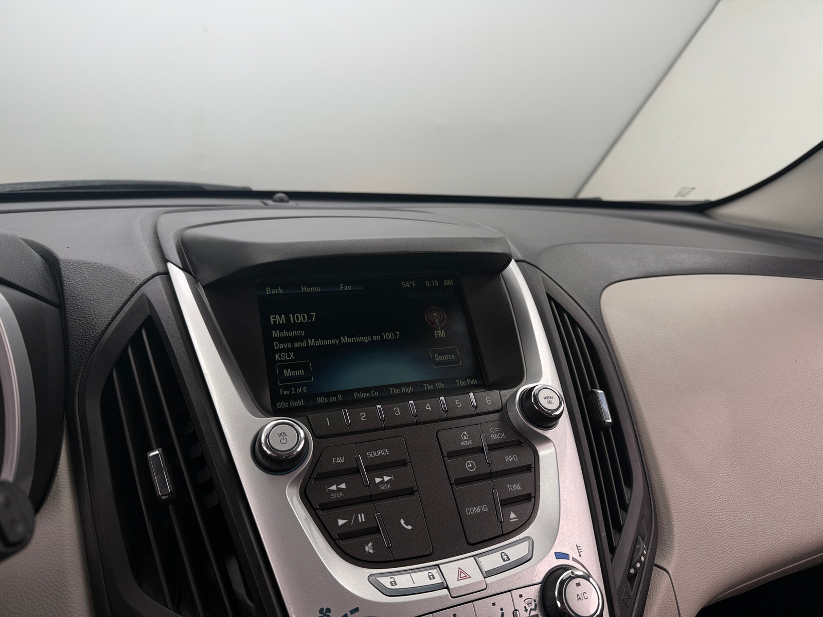 Thumbnail: 2015 Chevrolet Equinox - 4