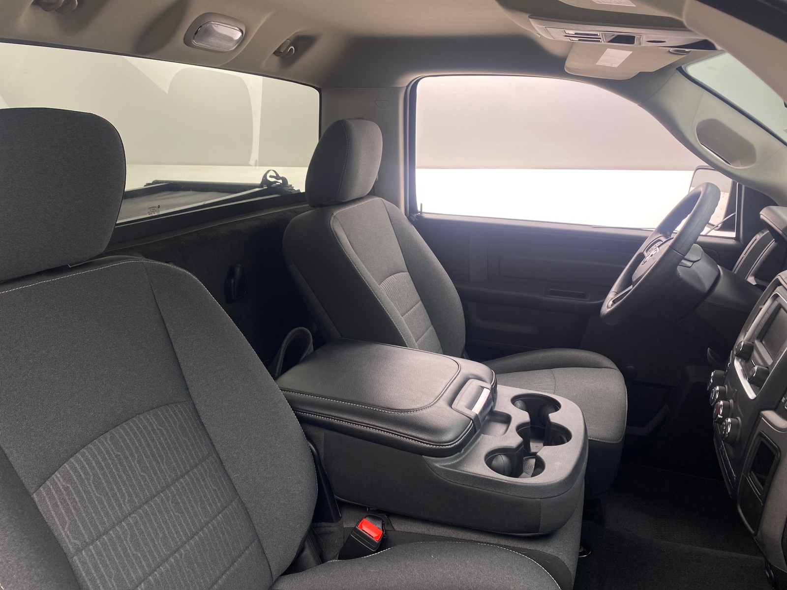 Thumbnail: 2021 RAM 1500 Classic - 2