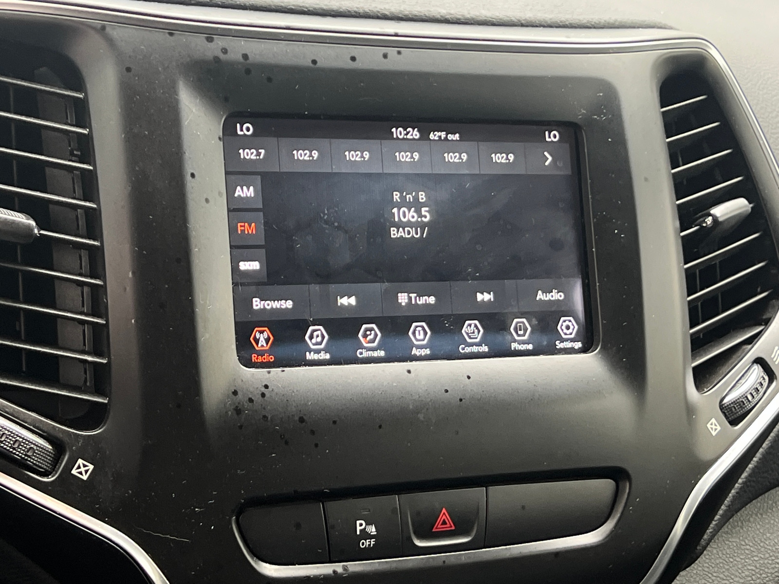 Thumbnail: 2019 Jeep Cherokee - 4