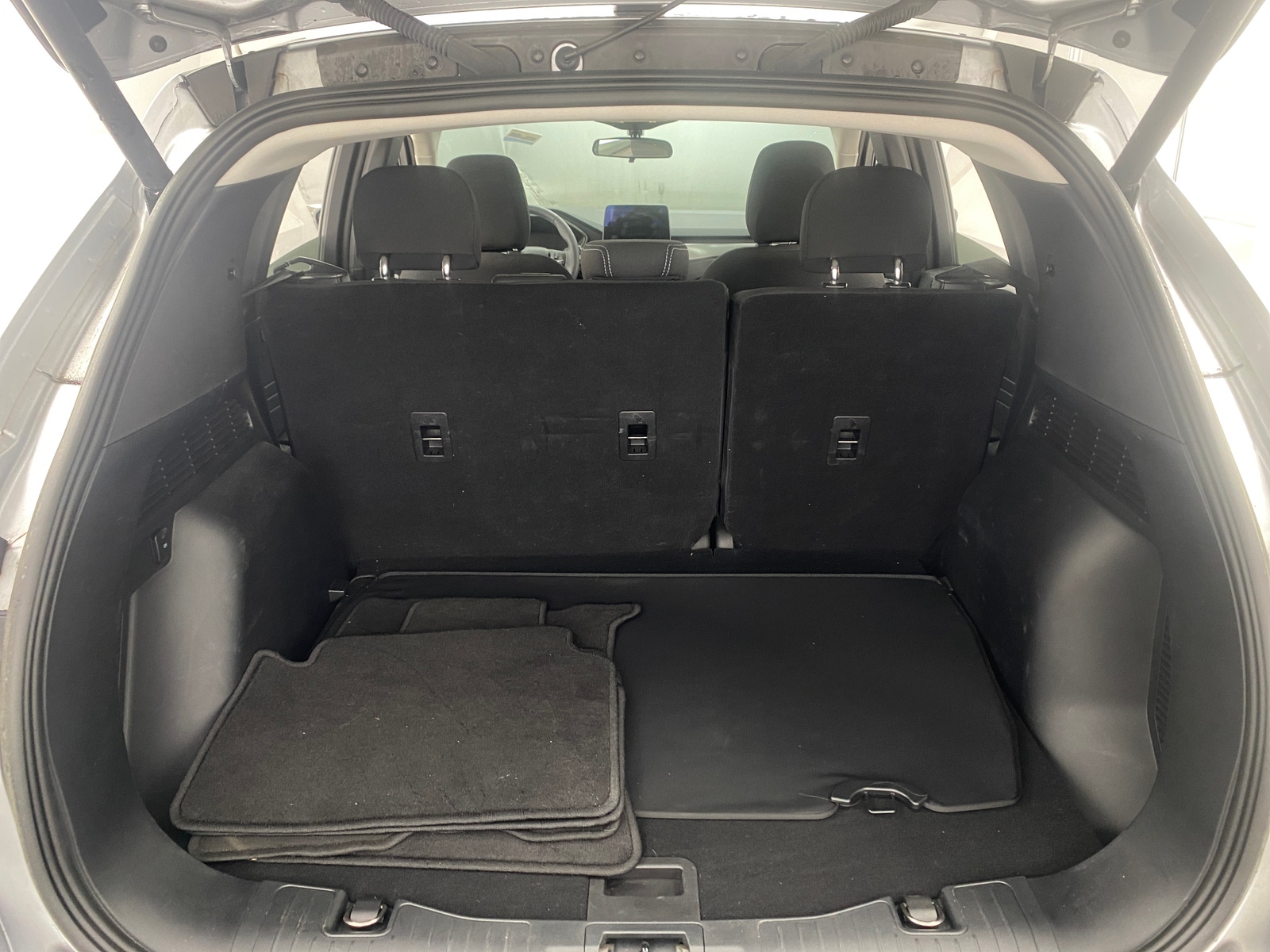 Thumbnail: 2023 Ford Escape - 7