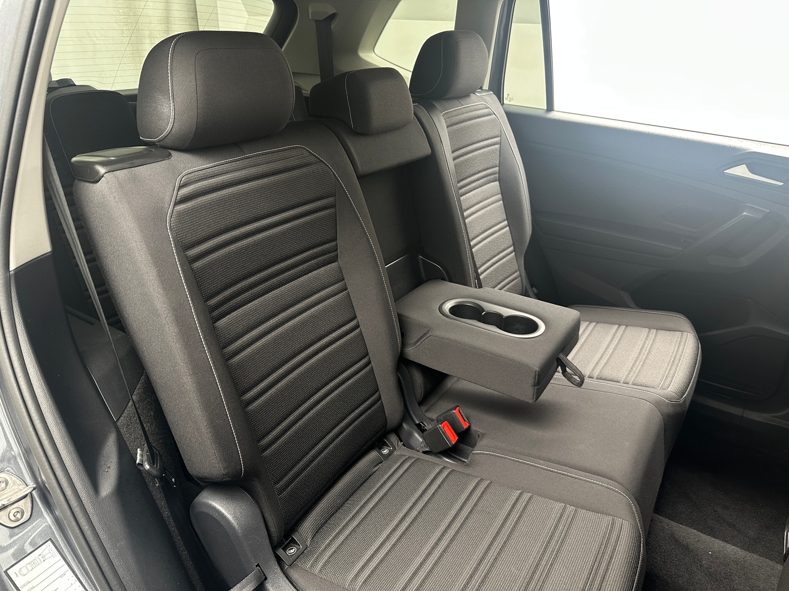 Thumbnail: 2024 Volkswagen Tiguan - 6