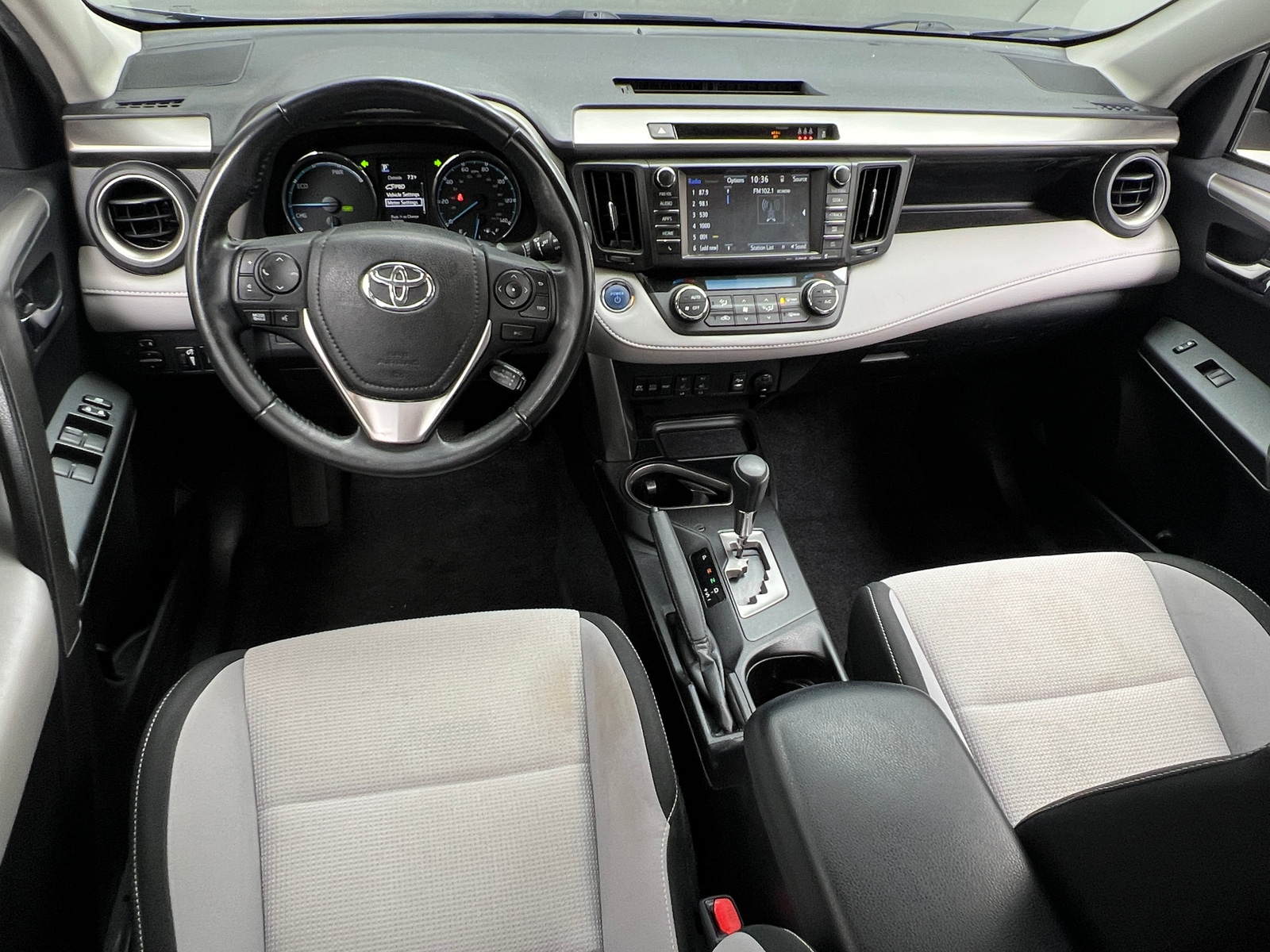 Thumbnail: 2018 Toyota RAV4 - 3