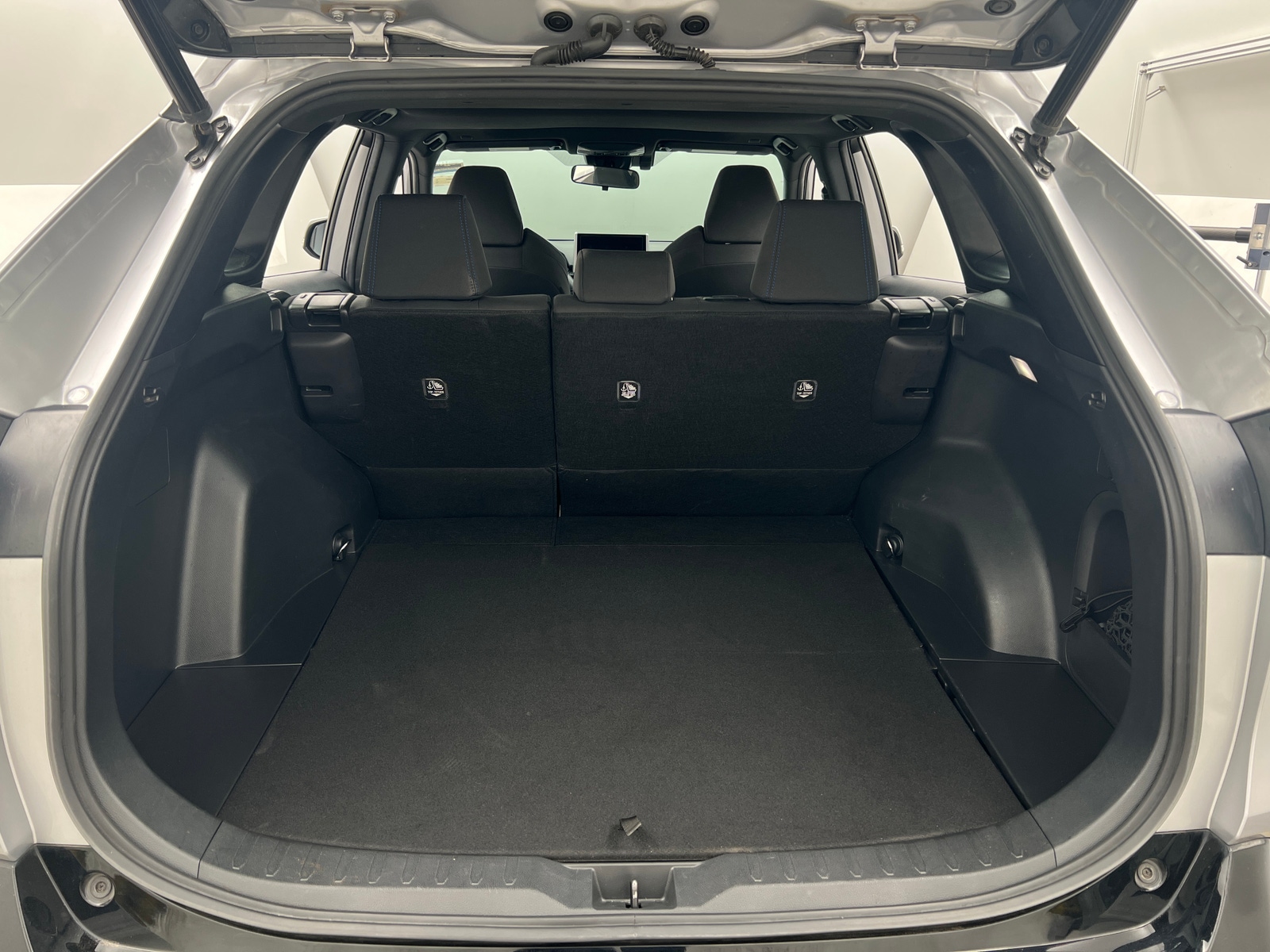 Thumbnail: 2023 Toyota RAV4 - 7