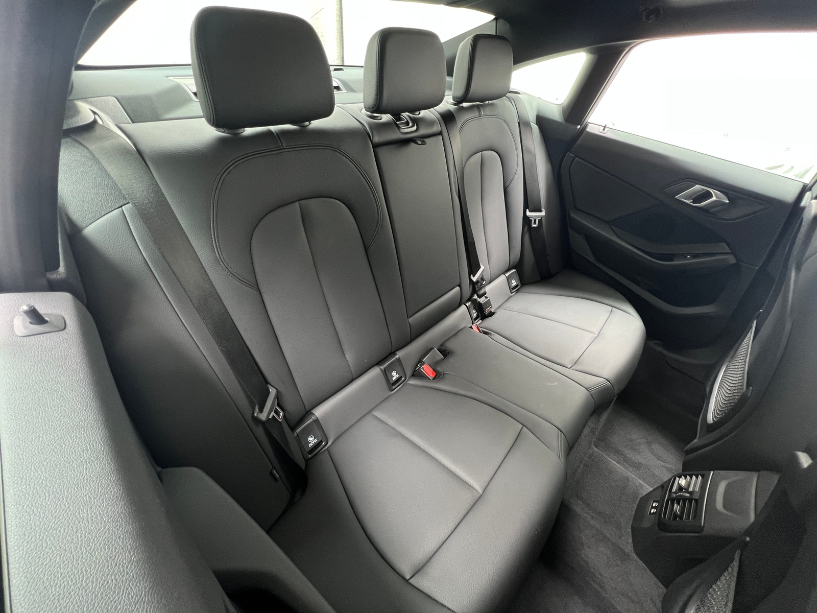 Thumbnail: 2024 BMW 2 Series - 5