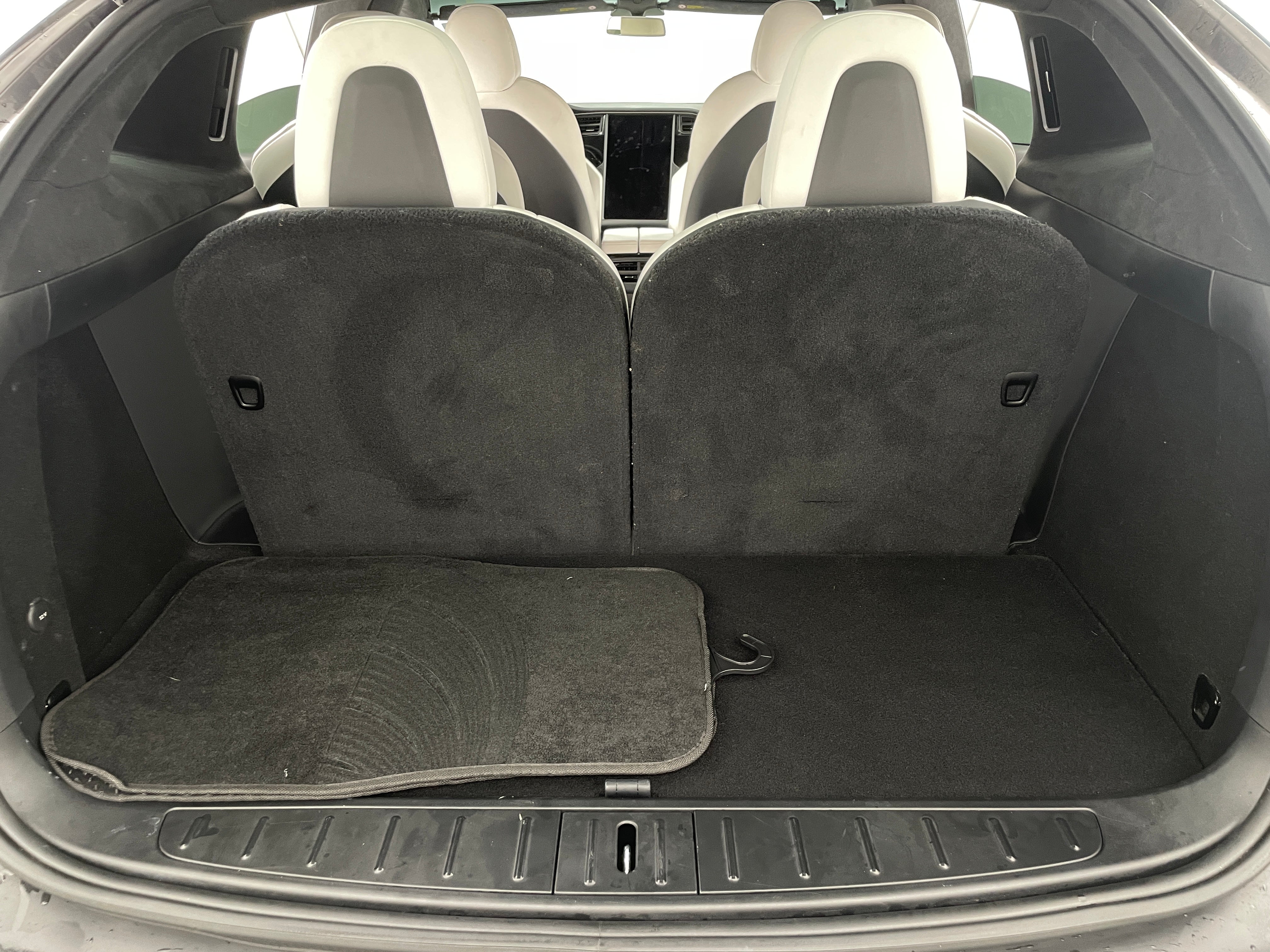 Used 2020 Tesla Model X Long Range Plus with VIN 5YJXCBE27LF235545 for sale in Oak Creek, WI