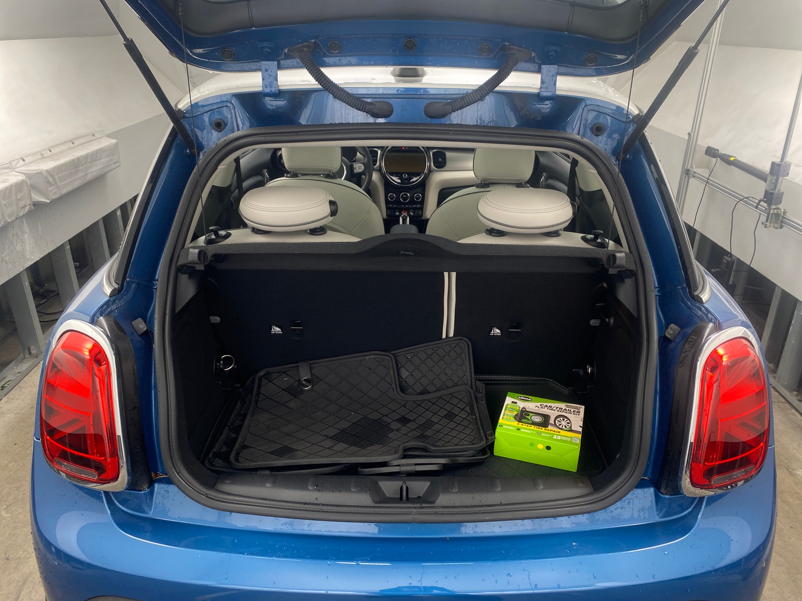 Thumbnail: 2024 MINI Cooper Hardtop - 6