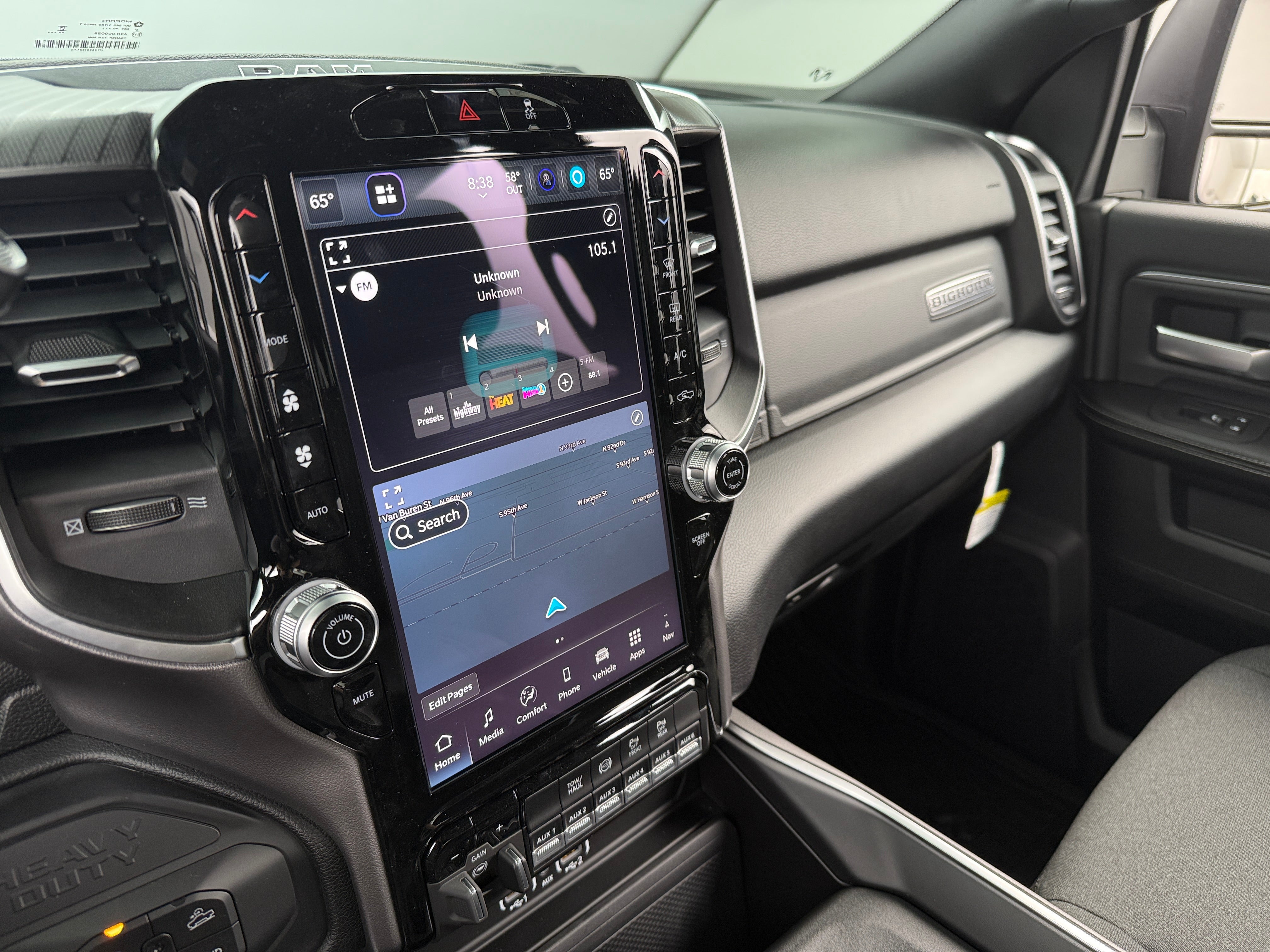 2026 RAM 2500 Big Horn - Photo 6