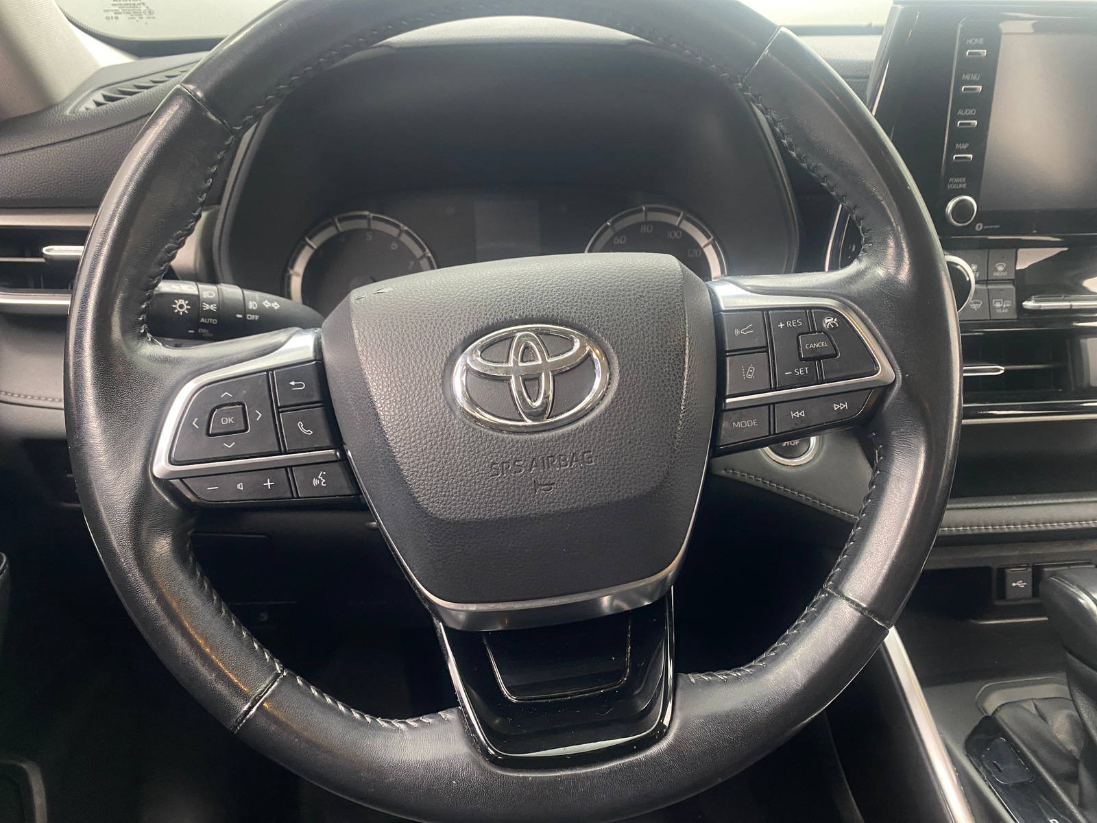 Thumbnail: 2021 Toyota Highlander - 5