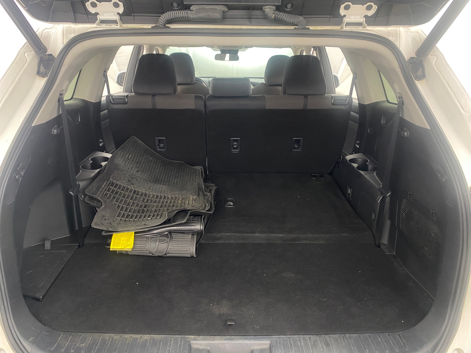 Thumbnail: 2021 Toyota Highlander - 7