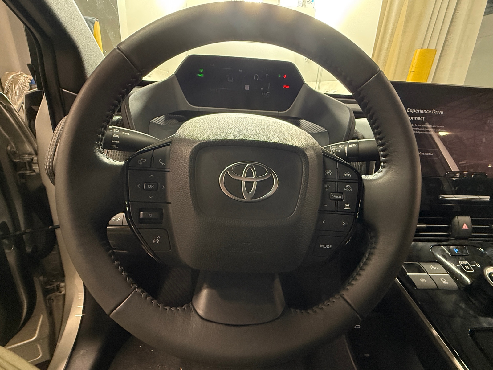 Thumbnail: 2025 Toyota bZ4X - 5