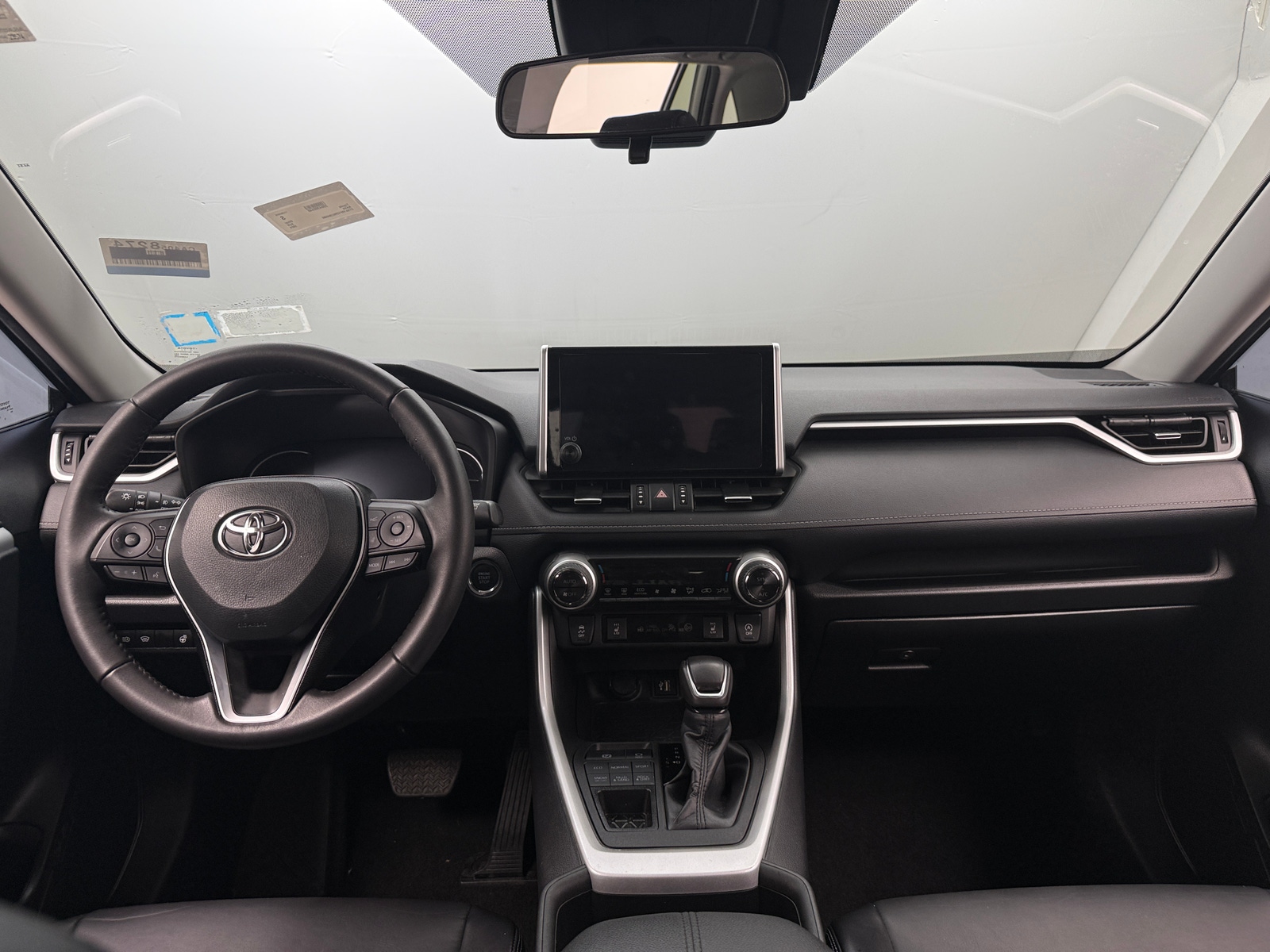 Thumbnail: 2024 Toyota RAV4 - 2