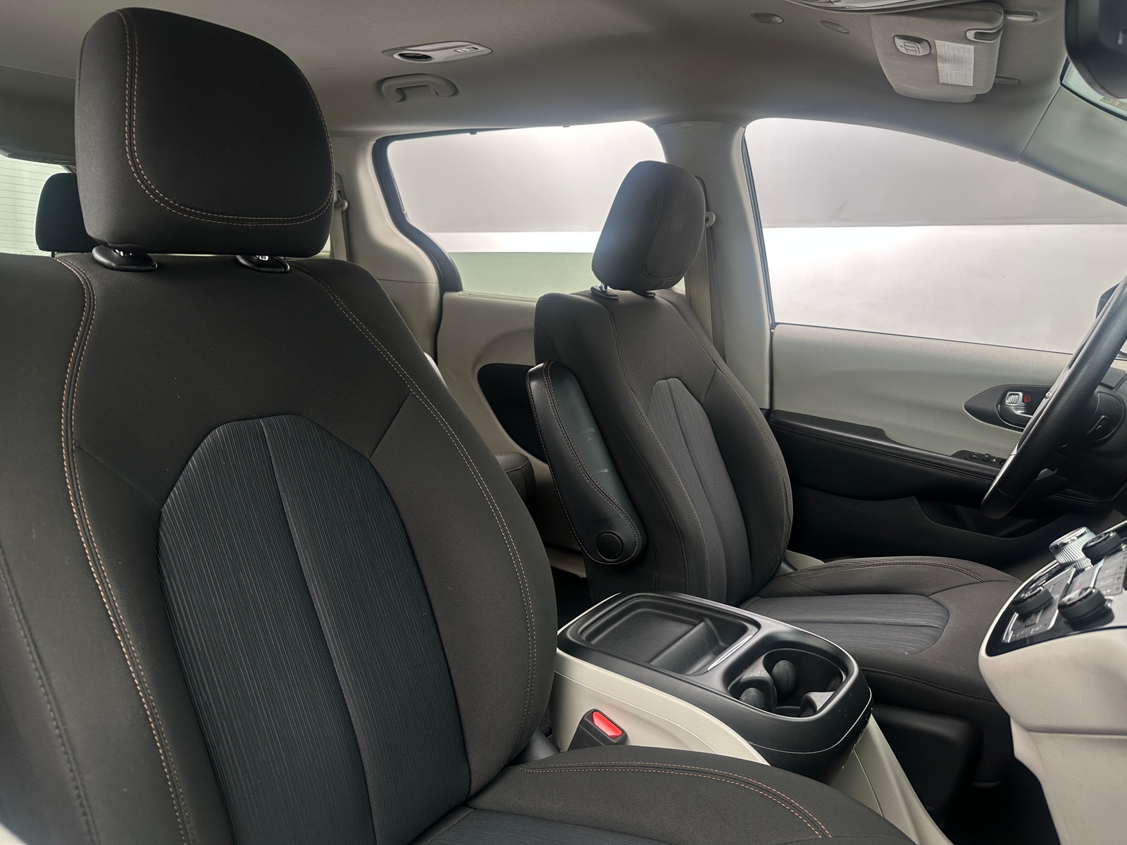 Thumbnail: 2020 Chrysler Pacifica - 2