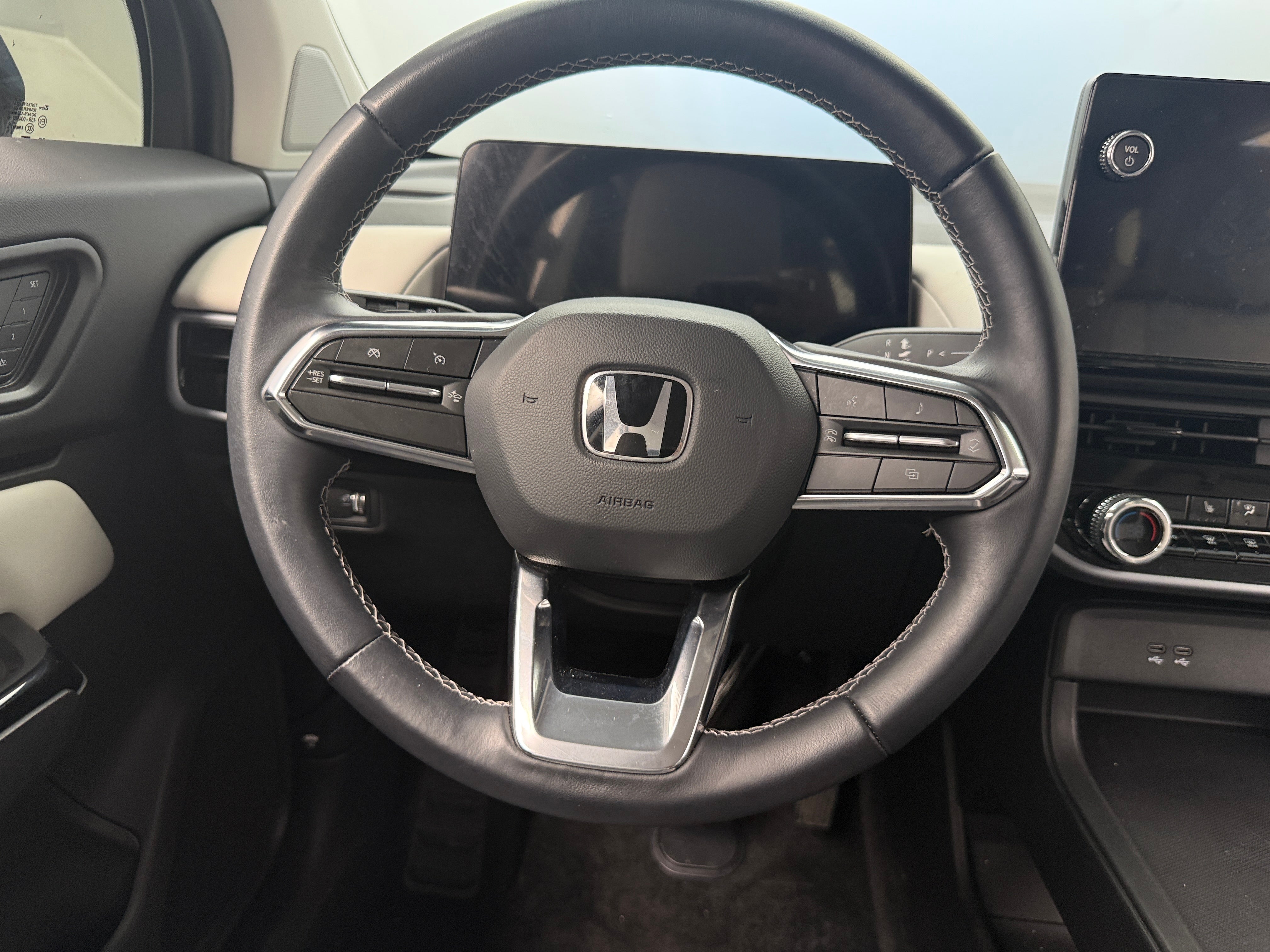 Thumbnail: 2024 Honda Prologue - 4