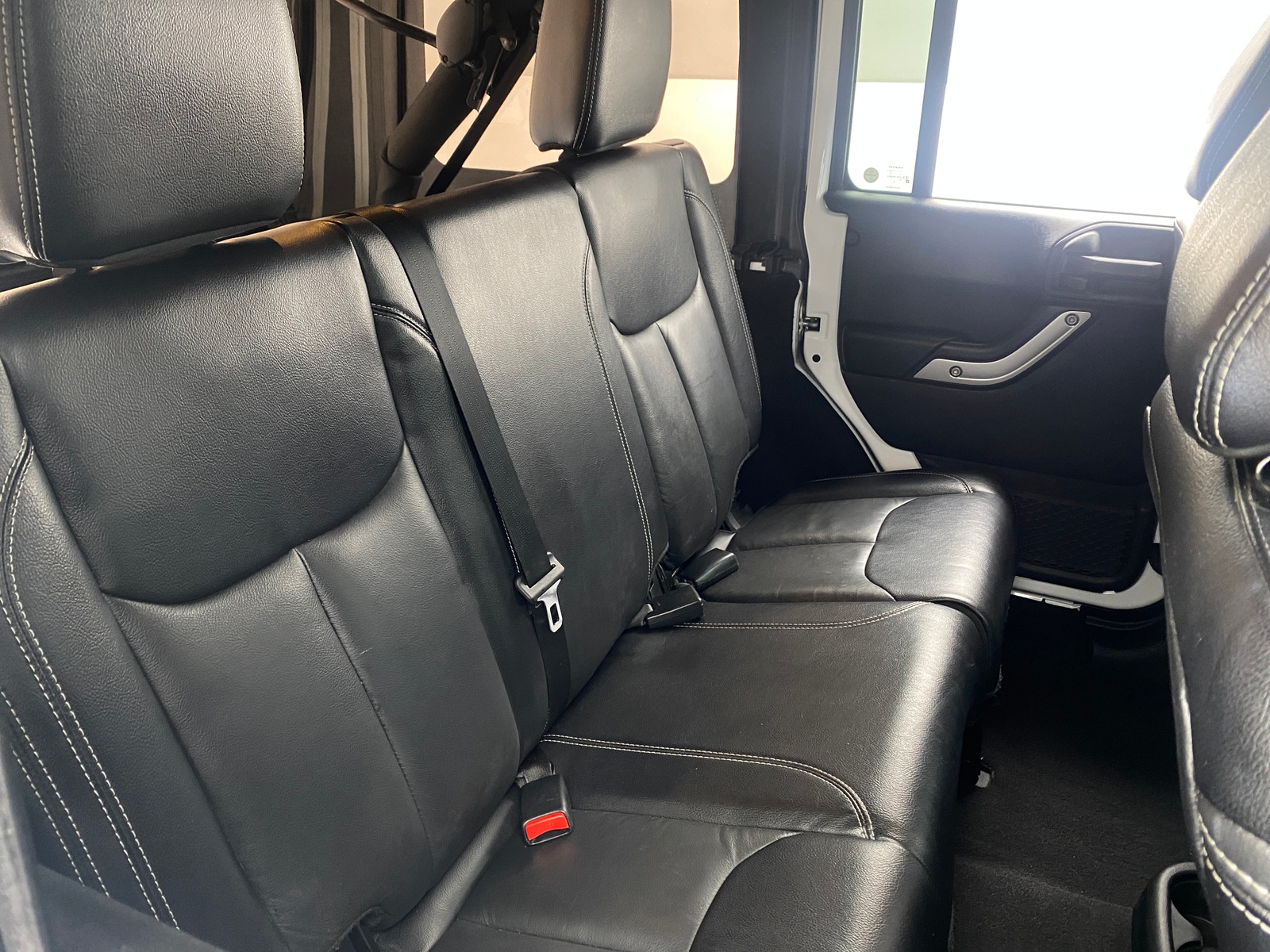 Thumbnail: 2018 Jeep Wrangler - 6