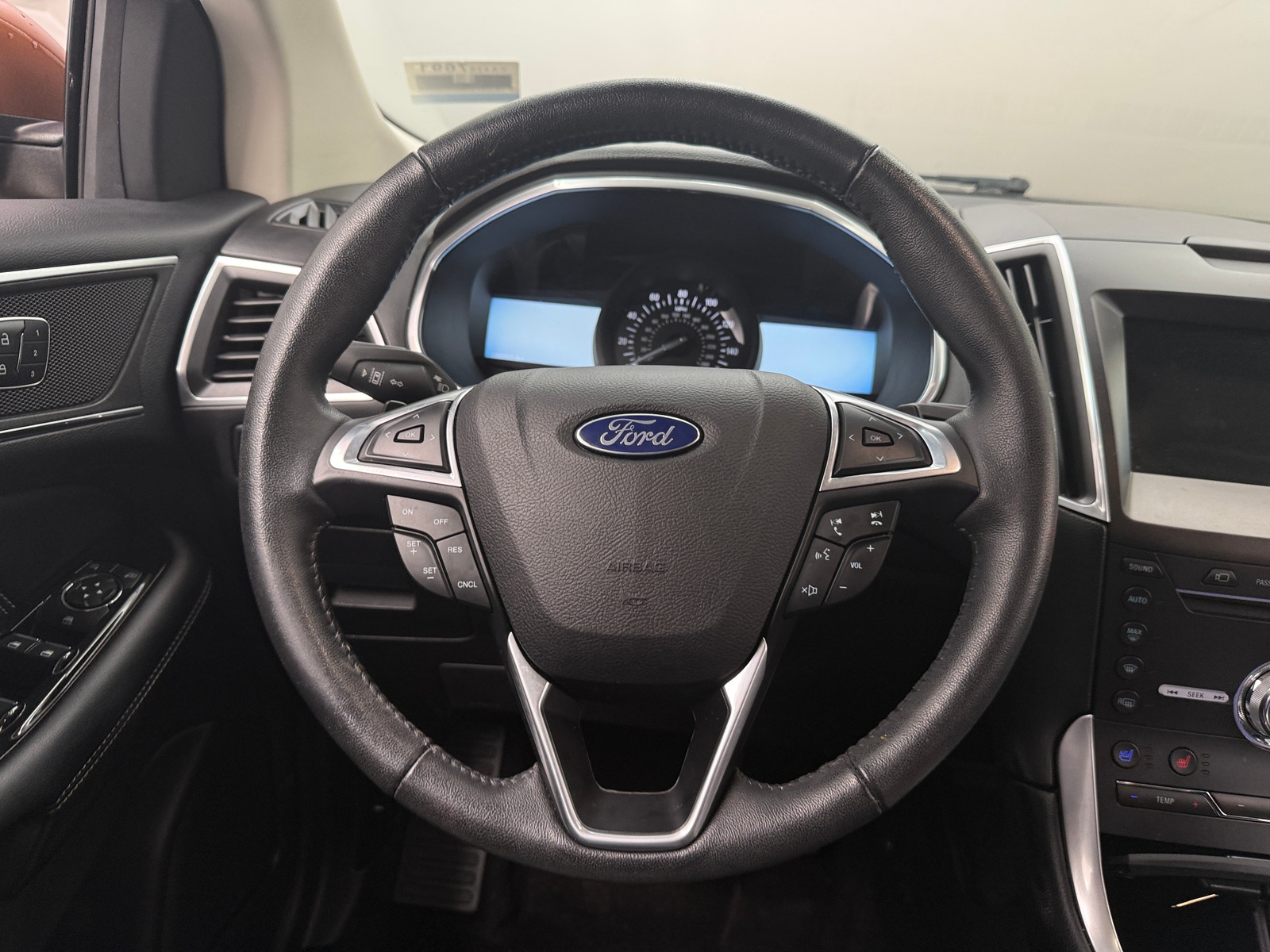 Thumbnail: 2017 Ford Edge - 4