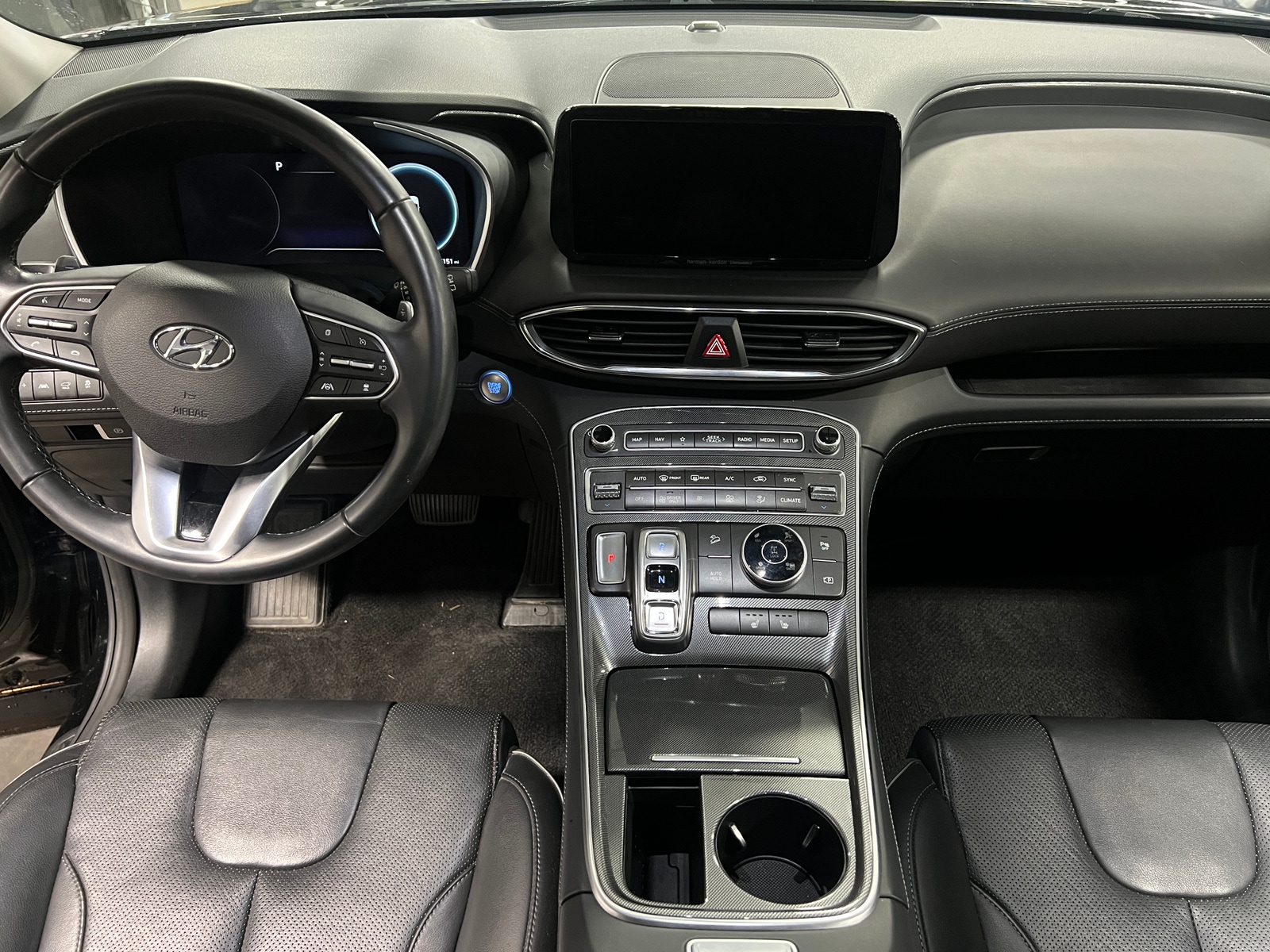 Thumbnail: 2022 Hyundai Santa Fe - 2