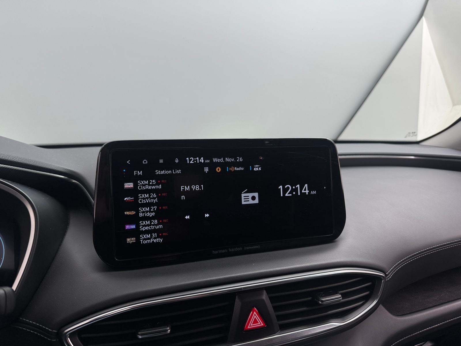 Thumbnail: 2022 Hyundai Santa Fe - 3