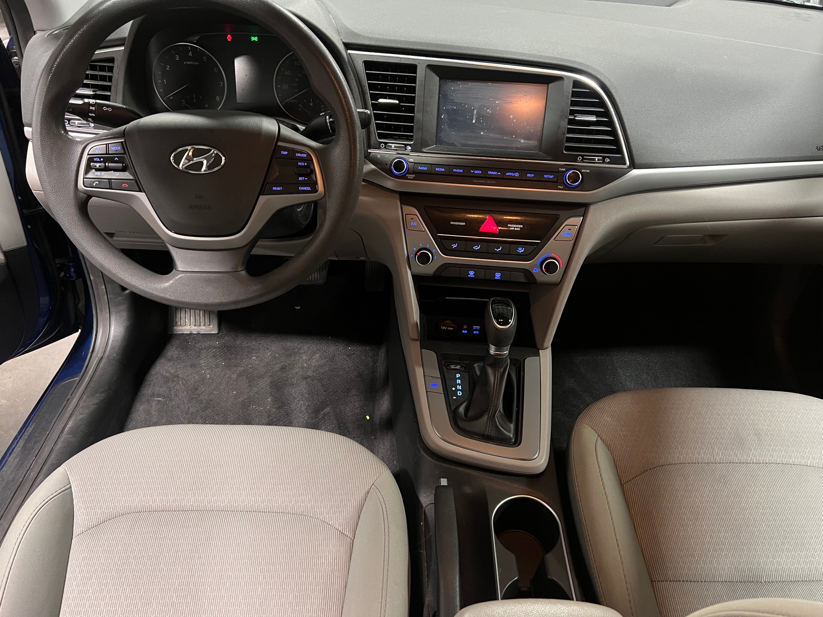 Thumbnail: 2017 Hyundai Elantra - 3