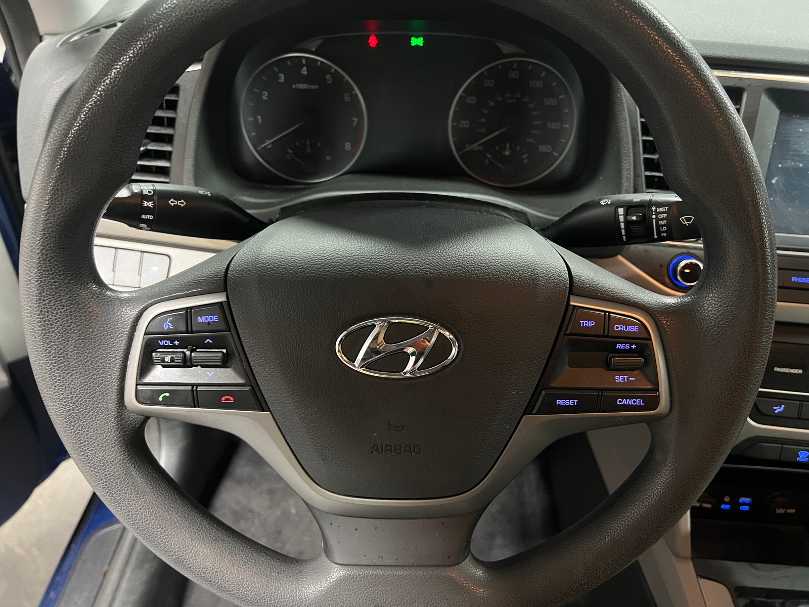 Thumbnail: 2017 Hyundai Elantra - 5