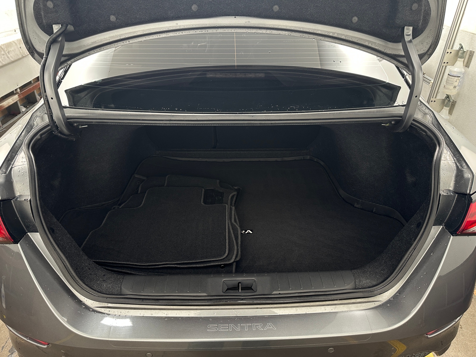 Thumbnail: 2022 Nissan Sentra - 7