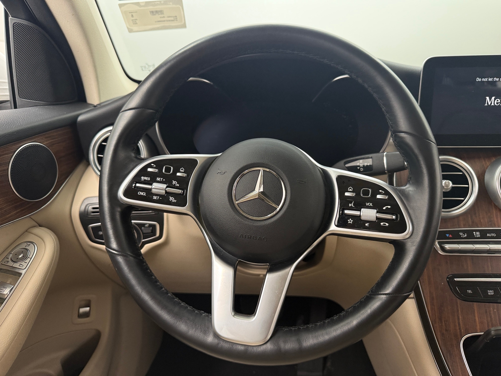 Thumbnail: 2022 Mercedes-Benz GLC - 4