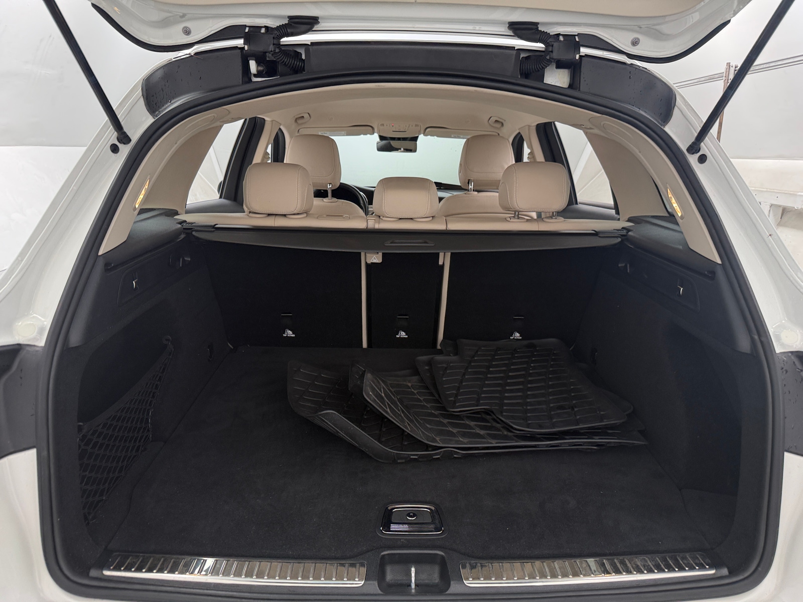 Thumbnail: 2022 Mercedes-Benz GLC - 6