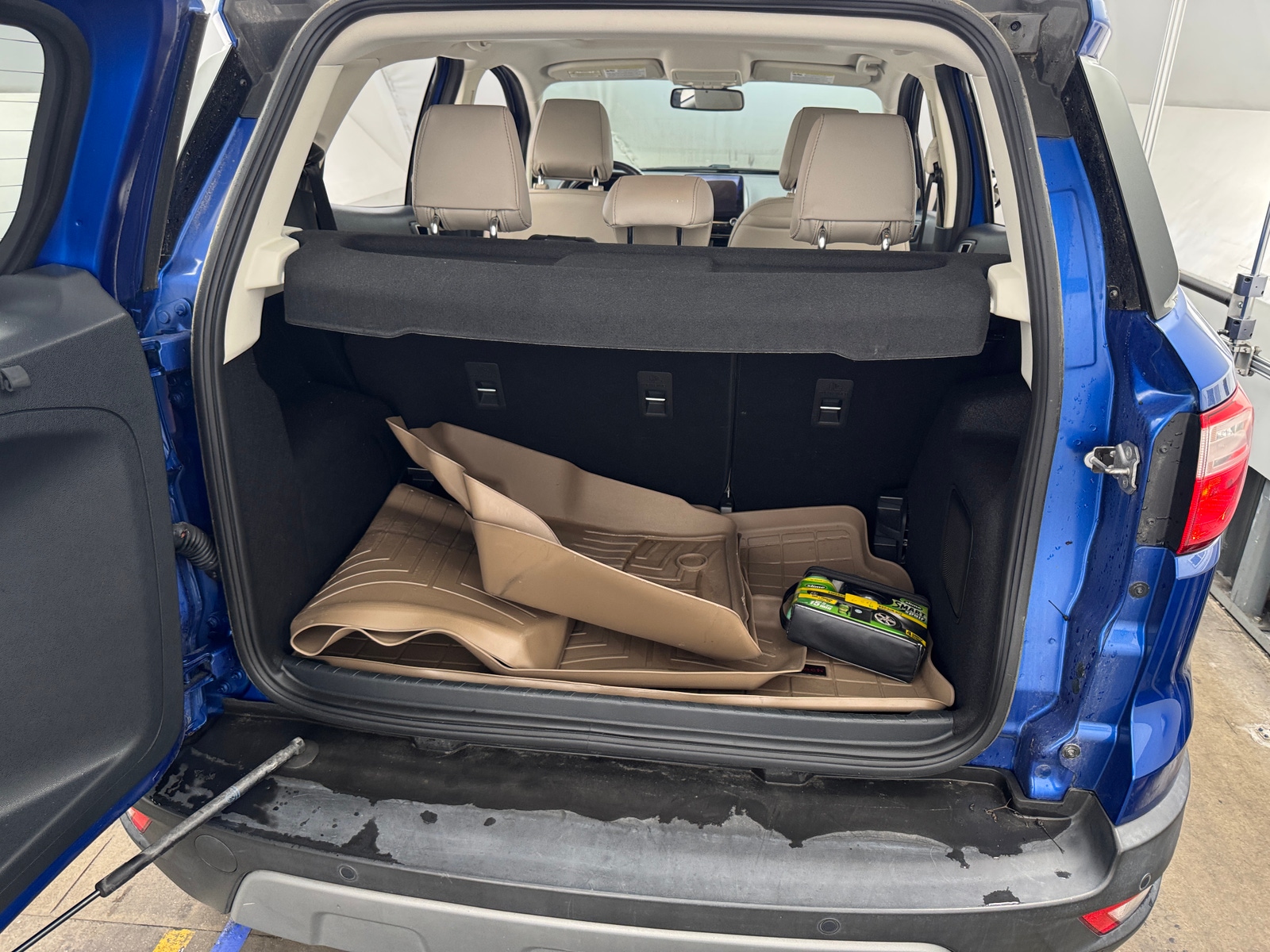 Thumbnail: 2019 Ford EcoSport - 6