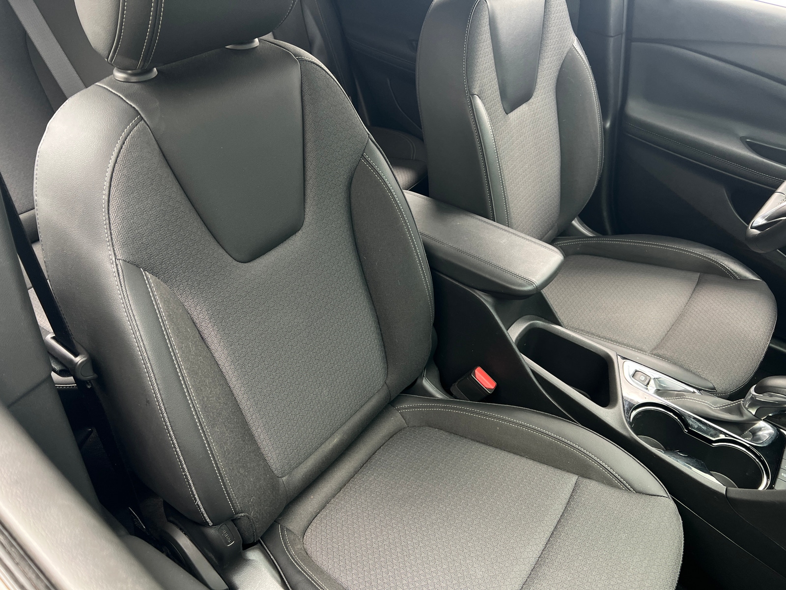 Thumbnail: 2023 Buick Encore GX - 2