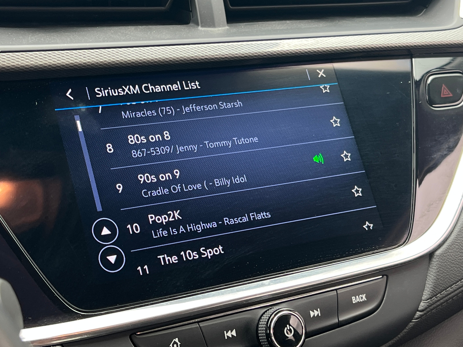 Thumbnail: 2023 Buick Encore GX - 4