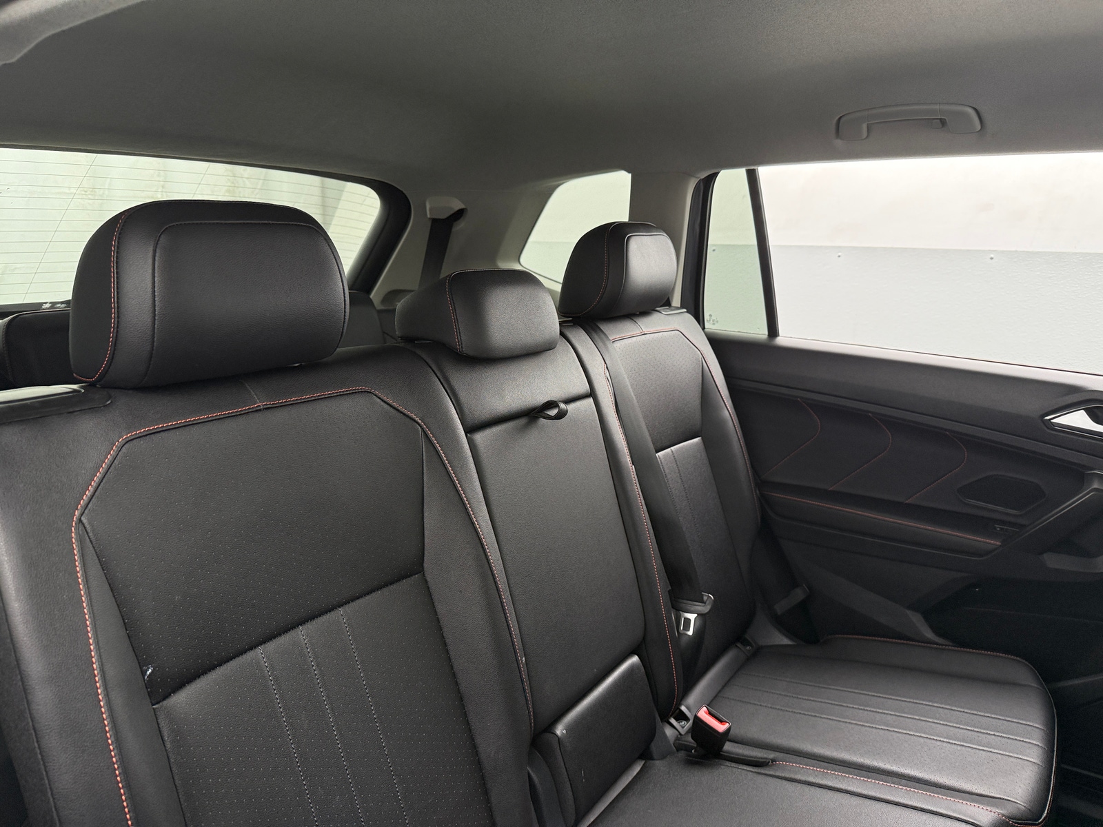 Thumbnail: 2024 Volkswagen Tiguan - 5