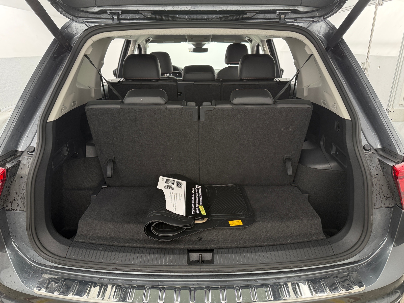 Thumbnail: 2024 Volkswagen Tiguan - 6