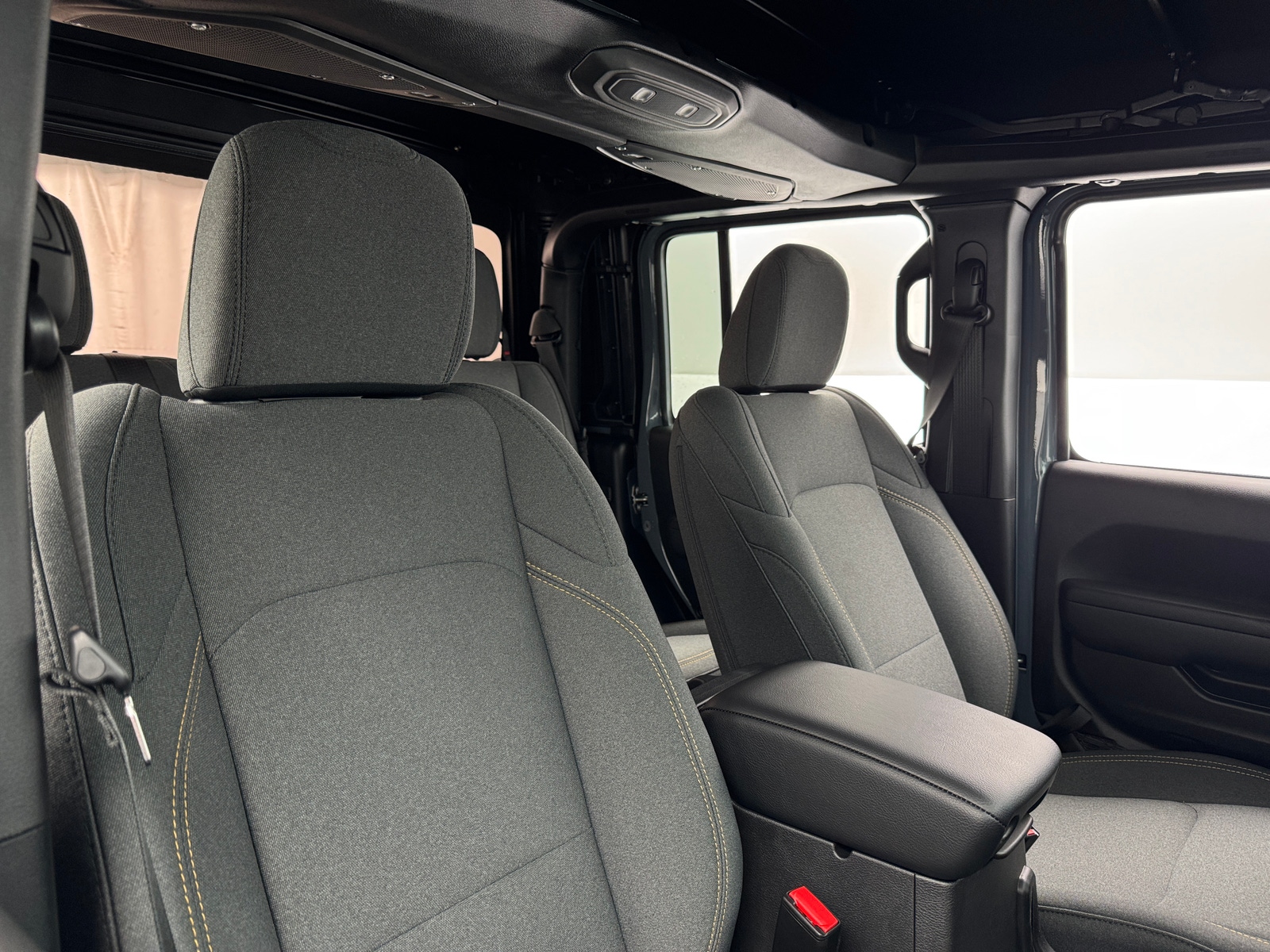 Thumbnail: 2024 Jeep Gladiator - 2