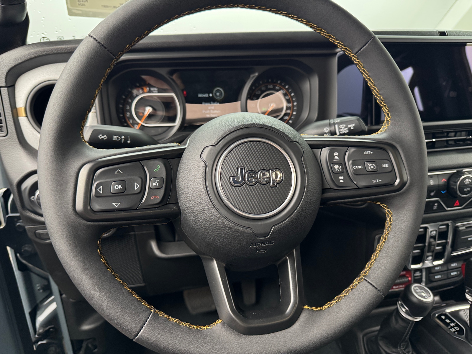 Thumbnail: 2024 Jeep Gladiator - 5