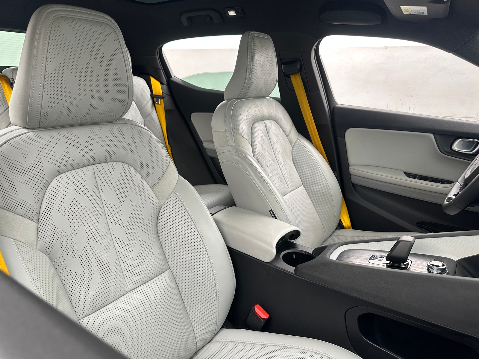 Thumbnail: 2023 Polestar 2 - 2