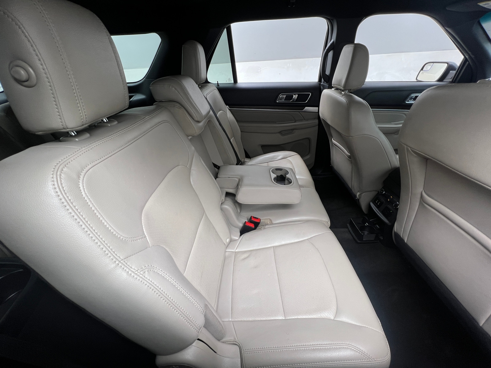 Thumbnail: 2018 Ford Explorer - 5